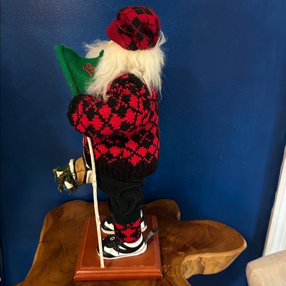 Vintage Golfing Santa Claus with Golf Bag, Clubs and wood base - 17 inches tall - Picture 4 of 6